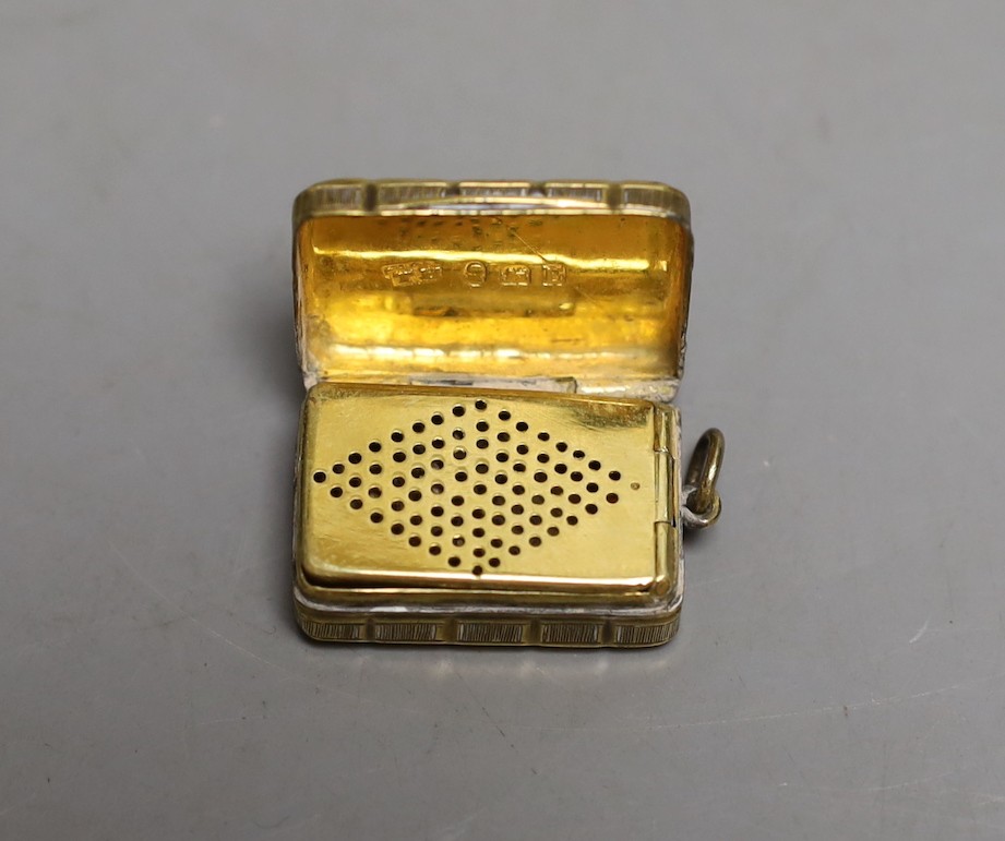 A George III silver gilt vinaigrette, with chequered decoration, Thomas Harper? London, 1800, 29mm
